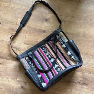 Nena & Co. Multicolor Striped Shoulder tote Bag